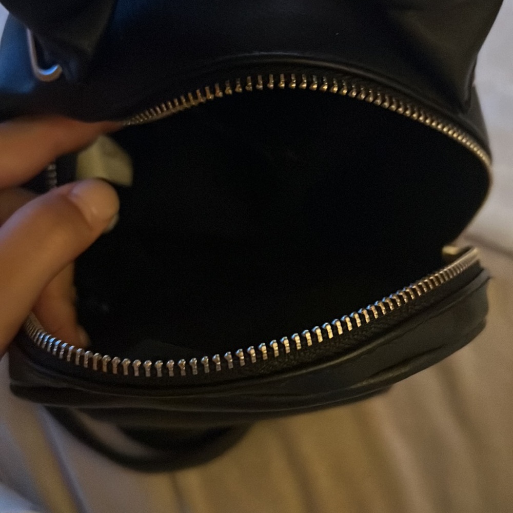 Mini back pack - Picture 4 of 5